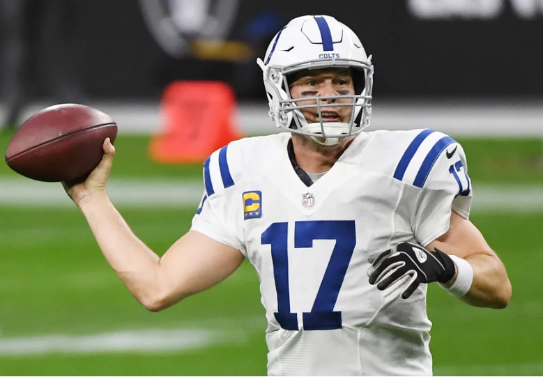 Philip Rivers throwing a football.